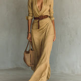 Camille™ | Maxi jurk met revers en ceintuur in de taille