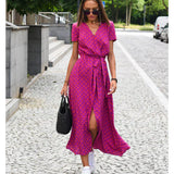 Giada™ | Elegante jurk met V-hals en aansluitende pasvorm