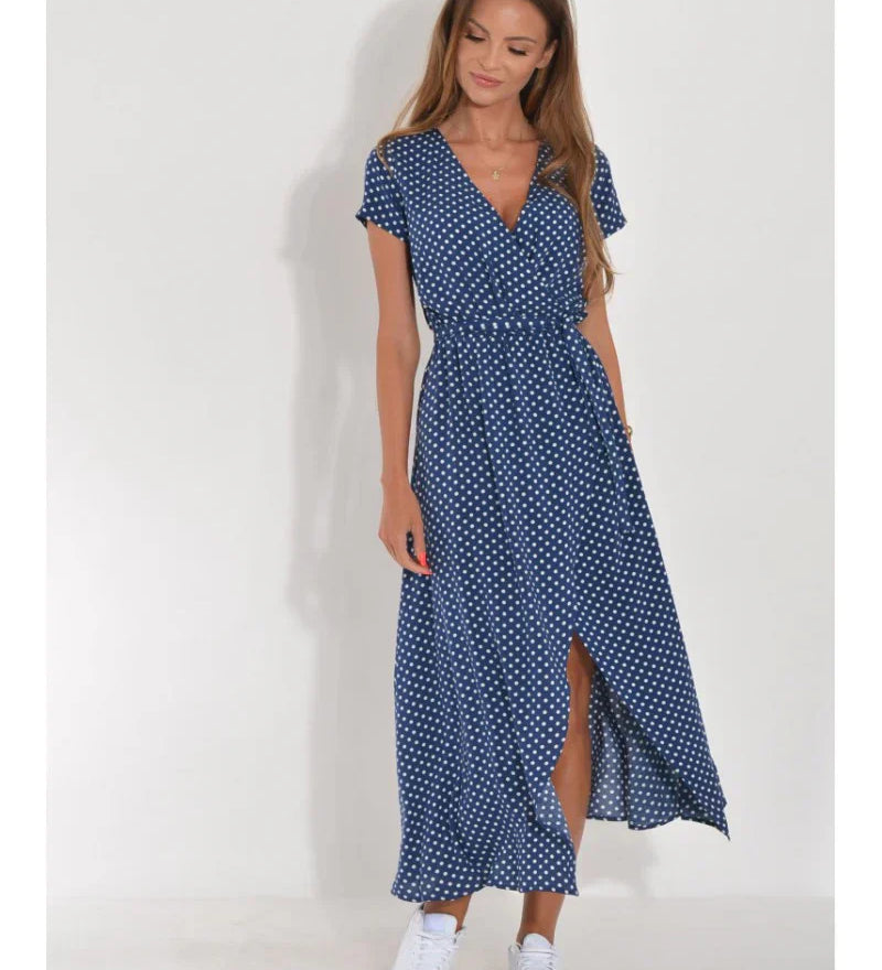 Giada™ | Elegante jurk met V-hals en aansluitende pasvorm